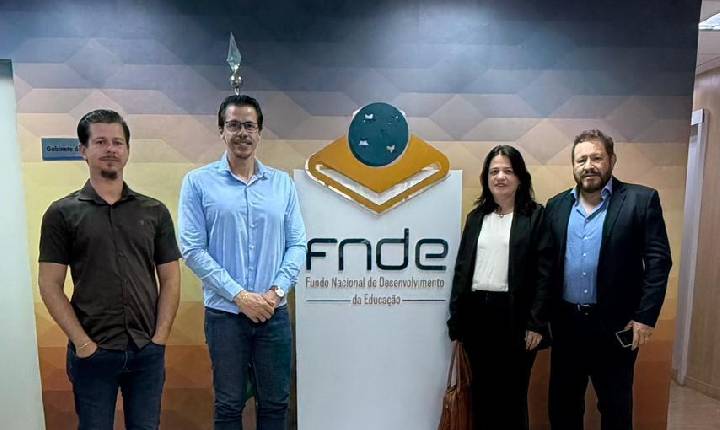 Prefeitura de Rolim de Moura busca novos investimentos para a educação durante agenda no FNDE, em Brasília