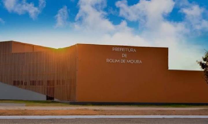 Prefeitura de Rolim de Moura decreta horário especial de expediente na segunda-feira (29)