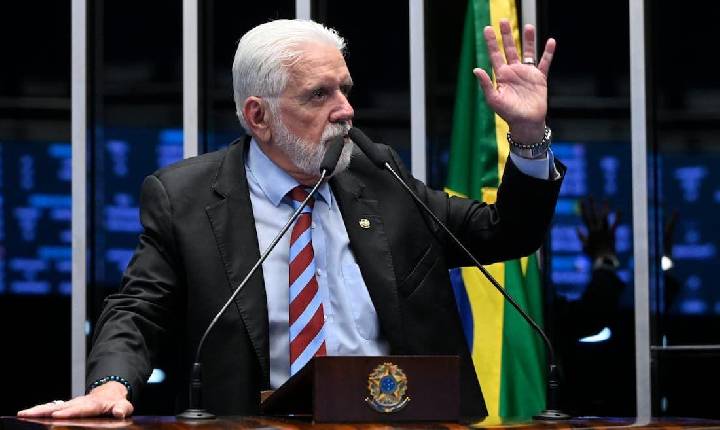 Rolo Master - Investigado pela PF, Jaques Wagner deixa liderança de Lula no Senado
