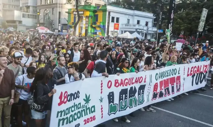 Saúde - Marcha pede legalização da maconha para fins terapêuticos