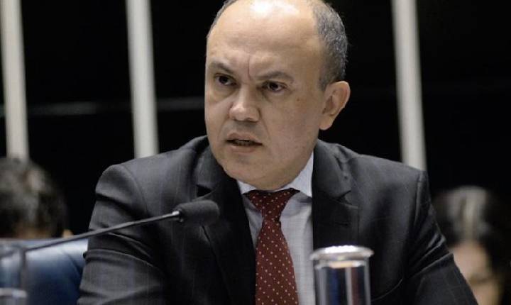 Sem irregularidades Líder dos delegados da PF defende identificação das conversas entre Vorcaro e Moraes