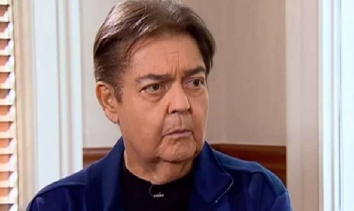Sociedade - Faustão é hospitalizado em São Paulo