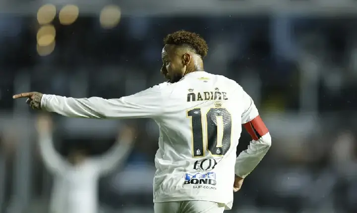 STJD nega anulação de jogo pedida pelo Santos por substituição de Neymar