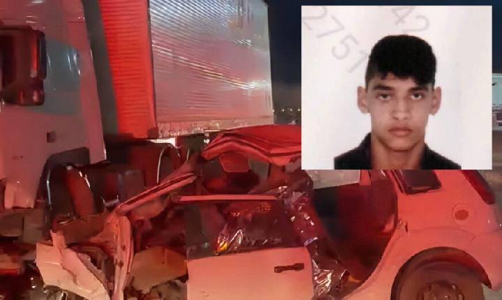 VÍDEO - COLISÃO FATAL - Jovem morre preso às ferragens em grave acidente entre carro e caminhão na BR-364; vídeo mostra destruição