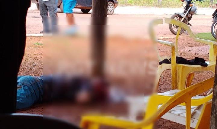 VÍDEO - EXECUÇÃO SUMÁRIA | Homem chega de moto, manda vítima deitar e dispara várias vezes em MT; imagens fortes