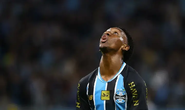 VÍDEO - Negócio fechado: Gabriel Mec deixa o Grêmio para reforçar o FC Porto