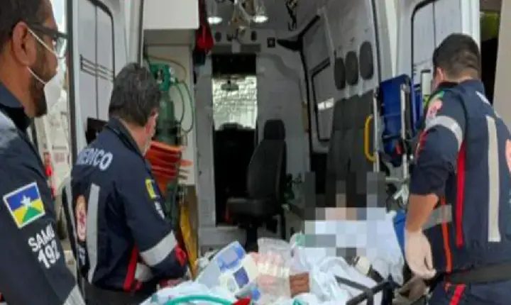 Violencia Homem é alvejado a tiros durante funeral de amigo na zona Leste