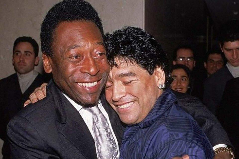 Pelé e Maradona: relembre a relação entre os dois maiores craques da história