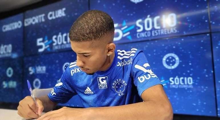 Reforço do Cruzeiro, Igor Formiga agradece oportunidade e projeta 'bom campeonato' na Série A