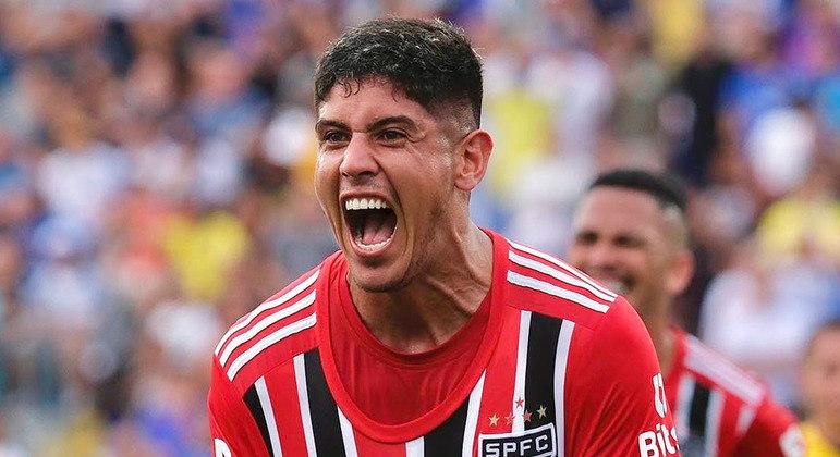 Alan Franco faz o primeiro, e São Paulo vence o Santo André nos acréscimos