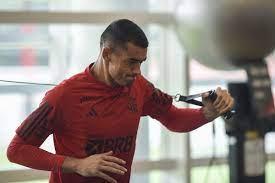 Em busca da recuperação, Santos tenta fechar trinca de títulos sul-americanos com o Flamengo