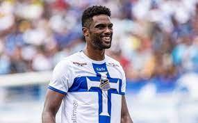 Destaque na final, Bruno Mezenga esteve perto de fechar com o Juventude