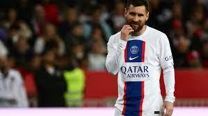 Messi chega a Barcelona carregado de malas e faz 'disparar' os rumore