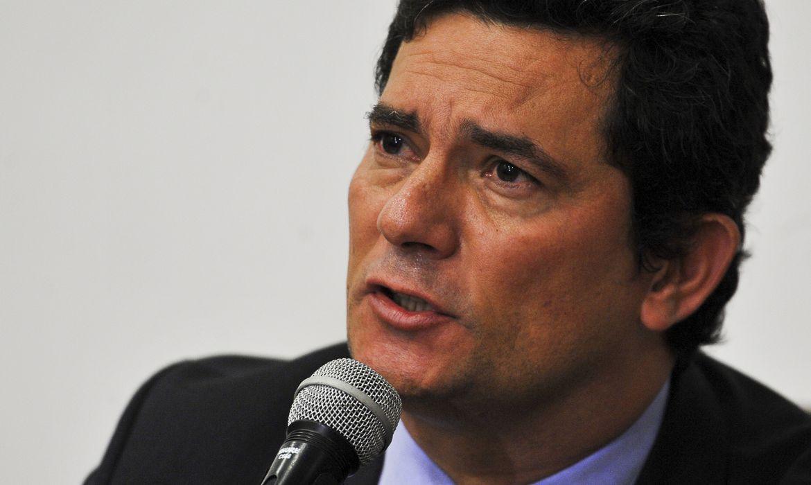 POLÍTICA A ofensiva de Lula contra Moro