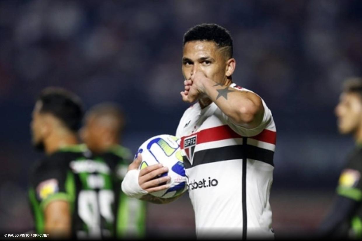 Após boatos de saída, Luciano renova com o São Paulo até 2026