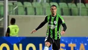 Setorista diz que Fluminense fez sondagem por zagueiro