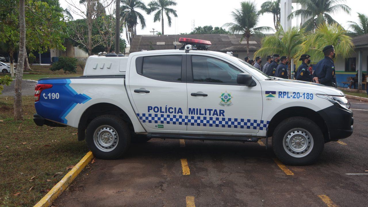 Polícia- Policial é agredido e tem arma roubada por bando que invadiu residência