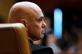 Brasil - O malabarismo de Moraes sobre conversa entre advogados