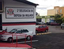Filha encontra pais enforcados na garagem de casa, em Campinas (SP)