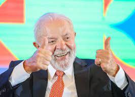 Gasto com funcionalismo cai com Bolsonaro, mas tem alta com Lula