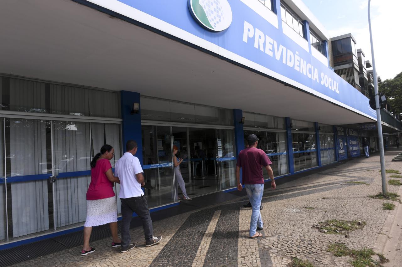 INSS convoca 4,3 milhões de segurados para fazer a prova de vida
