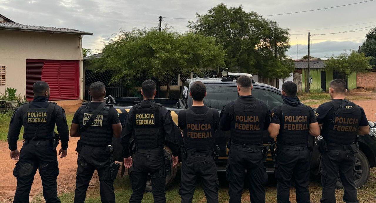 Polícia - CARGA EXPLOSIVA: PF deflagra operação para reprimir contrabando de combustível em Rondônia