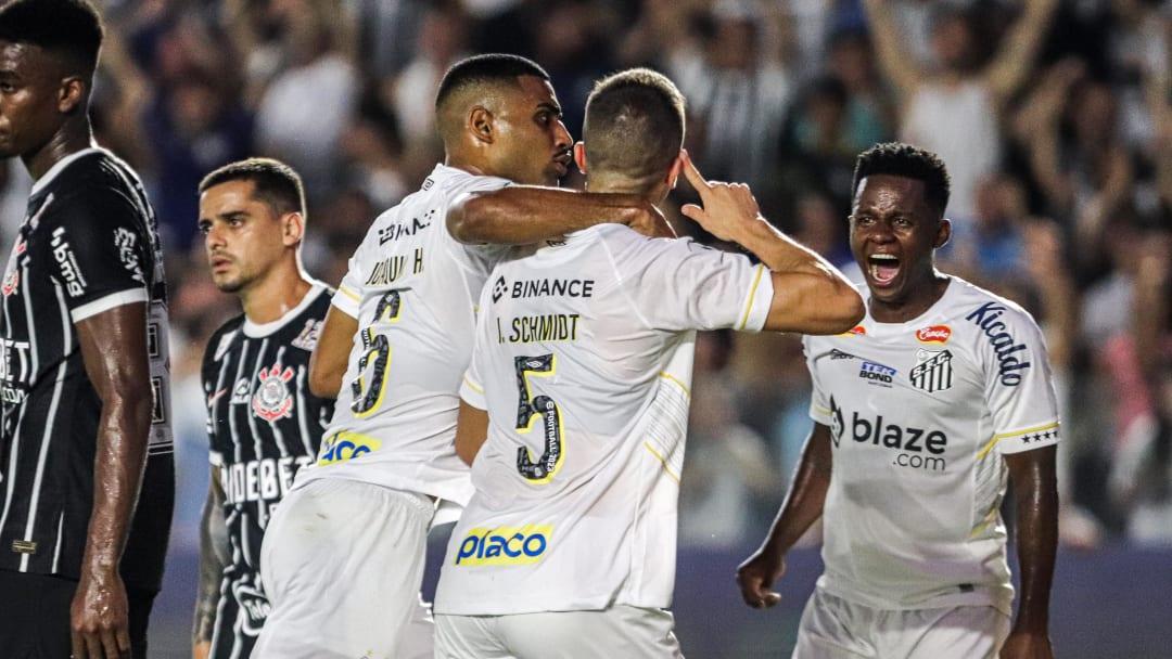 Santos vence clássico contra o Corinthians sob olhares de Neymar