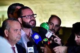 Senador quer ampliar imunidade e frear PF no Congresso