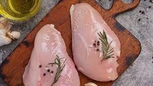 CEPEA- Frango: carne perde competitividade frente a concorrentes