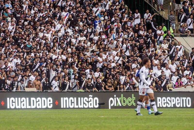 Esportes - Vasco solta nota de protesto a não liberação do Maracanã para semifinal do Carioca