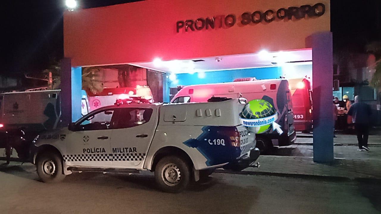 Polícia - IDENTIFICADO: Morador de rua é atacado com 10 facadas durante briga com a esposa no centro