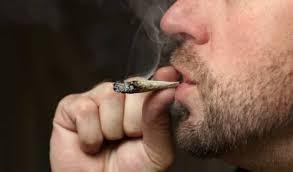 Após semanas fora da pauta, PEC das drogas entra em discussão