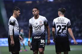 R7 Esportes Futebol - Corinthians recebe o Vitória e tenta diminuir crise após saída do treinador António Oliveira