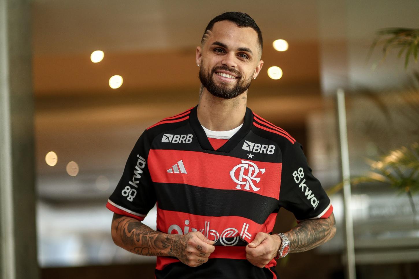 Esportes - Michael é anunciado oficialmente pelo Flamengo e já tem data para estrear