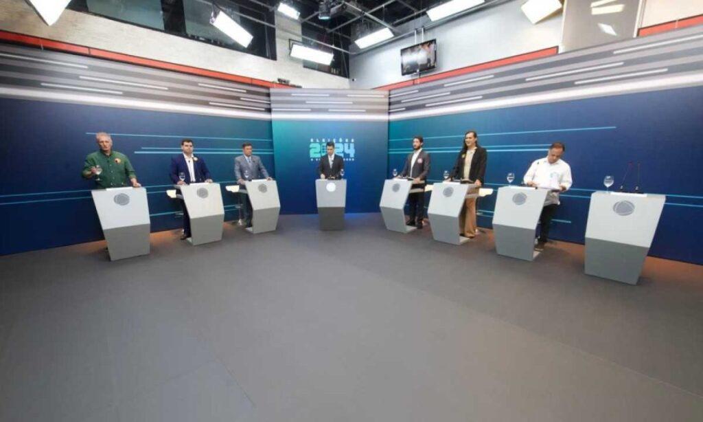 Brasil - Em debate, petista ataca escolas cívico-militares e recebe resposta demolidora