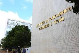 Brasil - Qual área não assinou acordo com governo para receber reajuste em 2025
