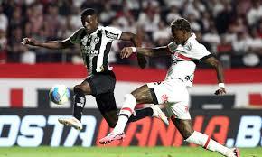 Esportes  -Botafogo e São Paulo começam a disputar vaga na semi da Libertadores