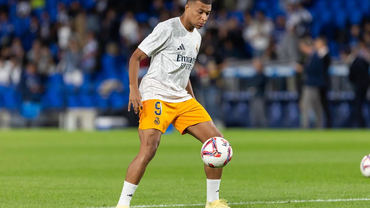 Esportes - Ancelotti se manifesta sobre má-fase de Mbappé no Real Madrid