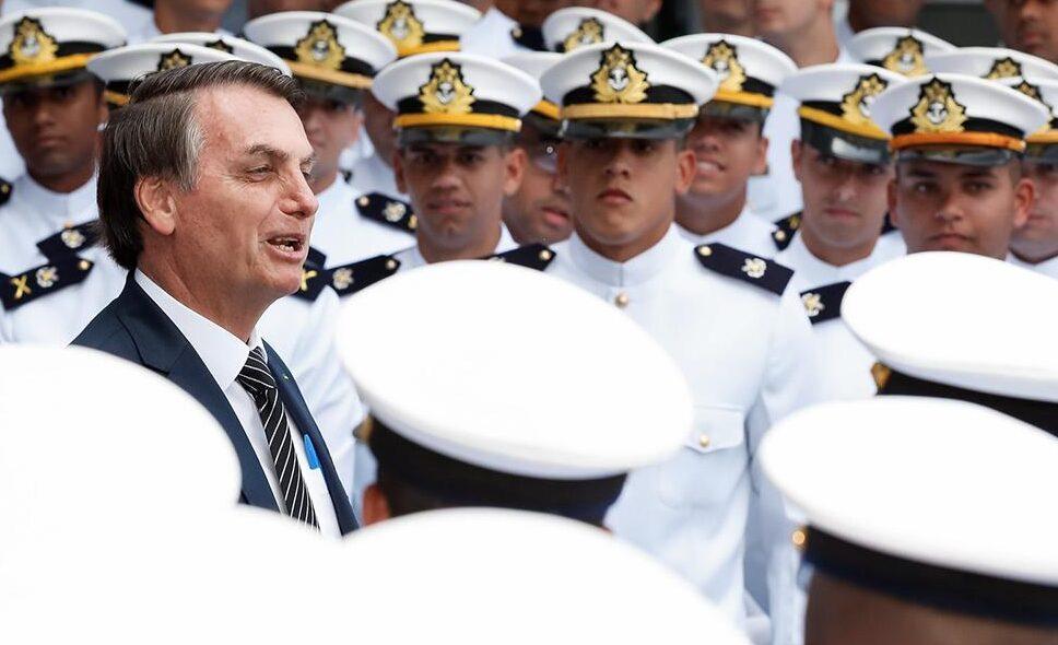 Marinha desmente PF e nega uso de tanques para ‘golpe’