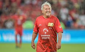 Esportes Flamengo pode conquistar Mundial de 2025, diz Zico