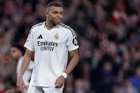 Esportes “Período de adaptação terminou”, diz Ancelotti sobre Mbappé no Real