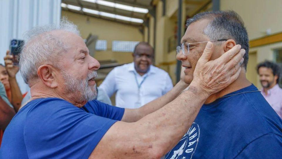 Dino nega pedido da oposição para investigar governo Lula