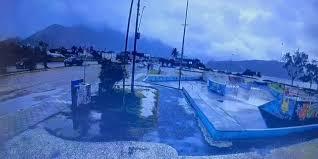 Nacional - Vídeo: avião de pequeno porte cai em Ubatuba (SP); piloto morreu