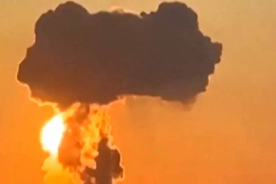 BOMBARDEIO - Ataque causa megaexplosão em base de bombardeiros nucleares da Rússia