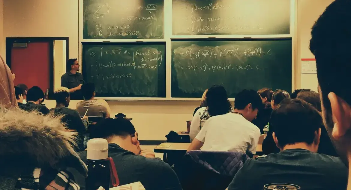 Educação - Estudantes têm até hoje para entrar na lista de espera do Prouni 2025/1