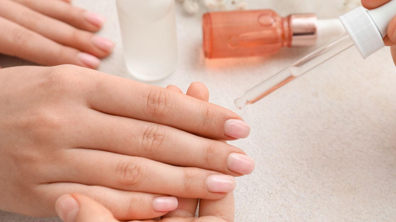 Entretenimento - Suas unhas dão sinal de como está sua saúde
