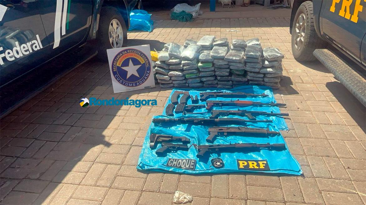 Polícia - PRF e Receita Federal descobrem 240 kg de drogas e armas de grosso calibre em caminhão apreendido