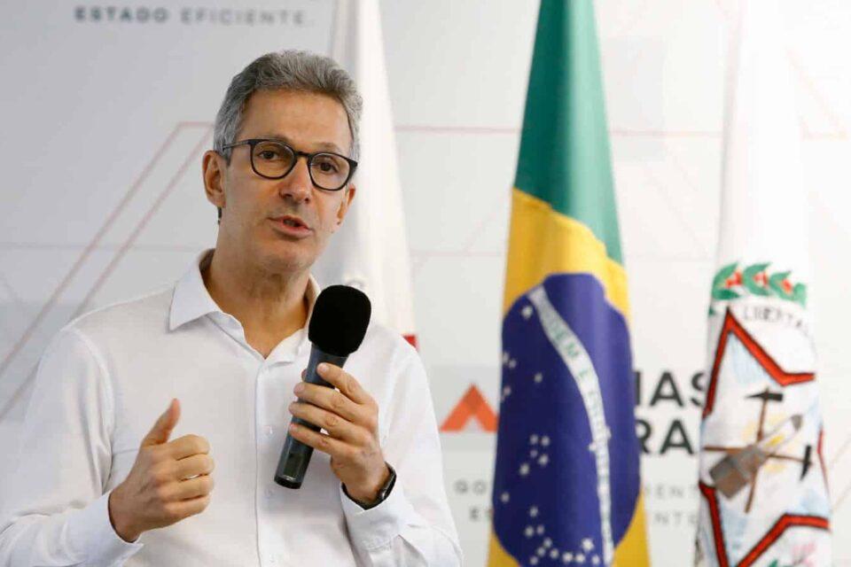Vídeo - Batom não é arma - ‘Parece que tem alguma coisa errada com a Justiça do Brasil’, diz Zema