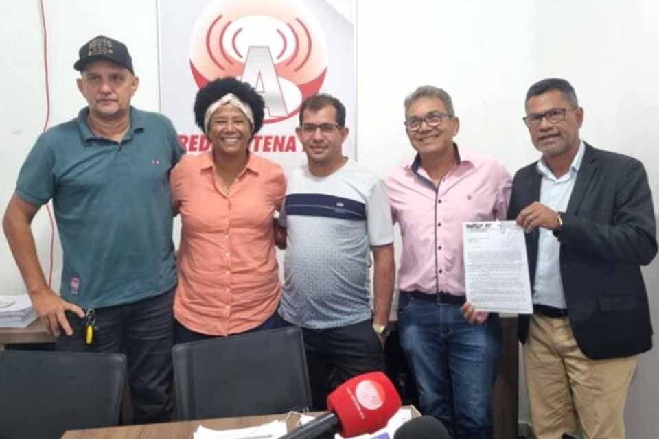 Vídeo - REUNIÃO - Presidente do SINDSEF-RO, Almir José e lideranças de Alto Paraíso se reúnem com deputada Silvia Cristina