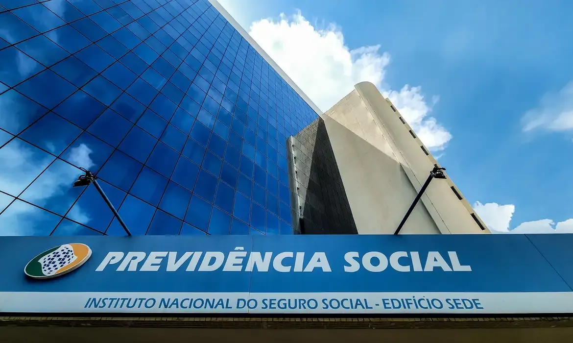 Brasil | 13° 13º salário -: confira datas do pagamento antecipado para aposentados, pensionistas e beneficiários do INSS